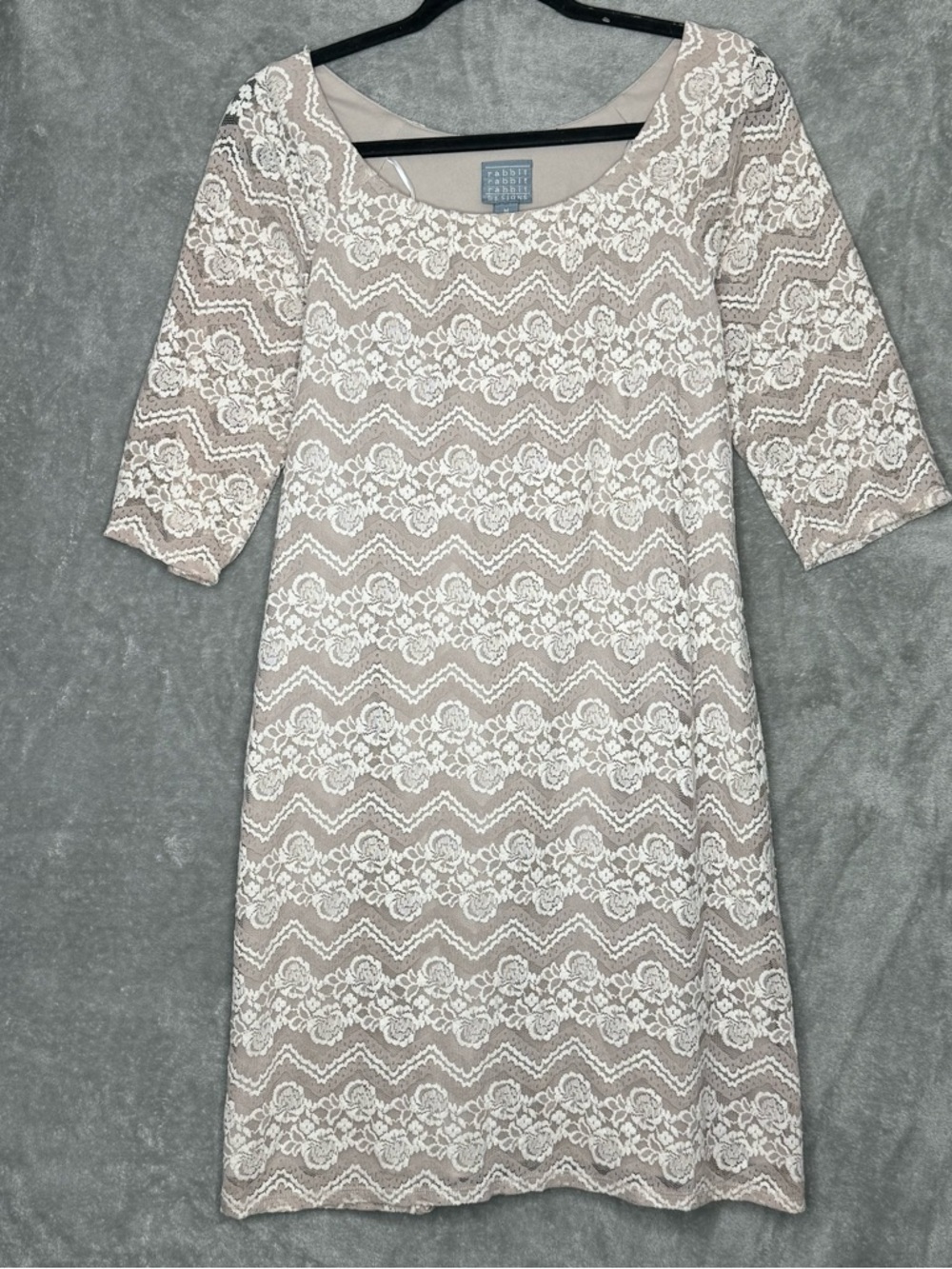 Rabbit Rabbit Rabbit Medium Midi Dress Brown Floral Lace 3/4 Sleeve Scoop Neck